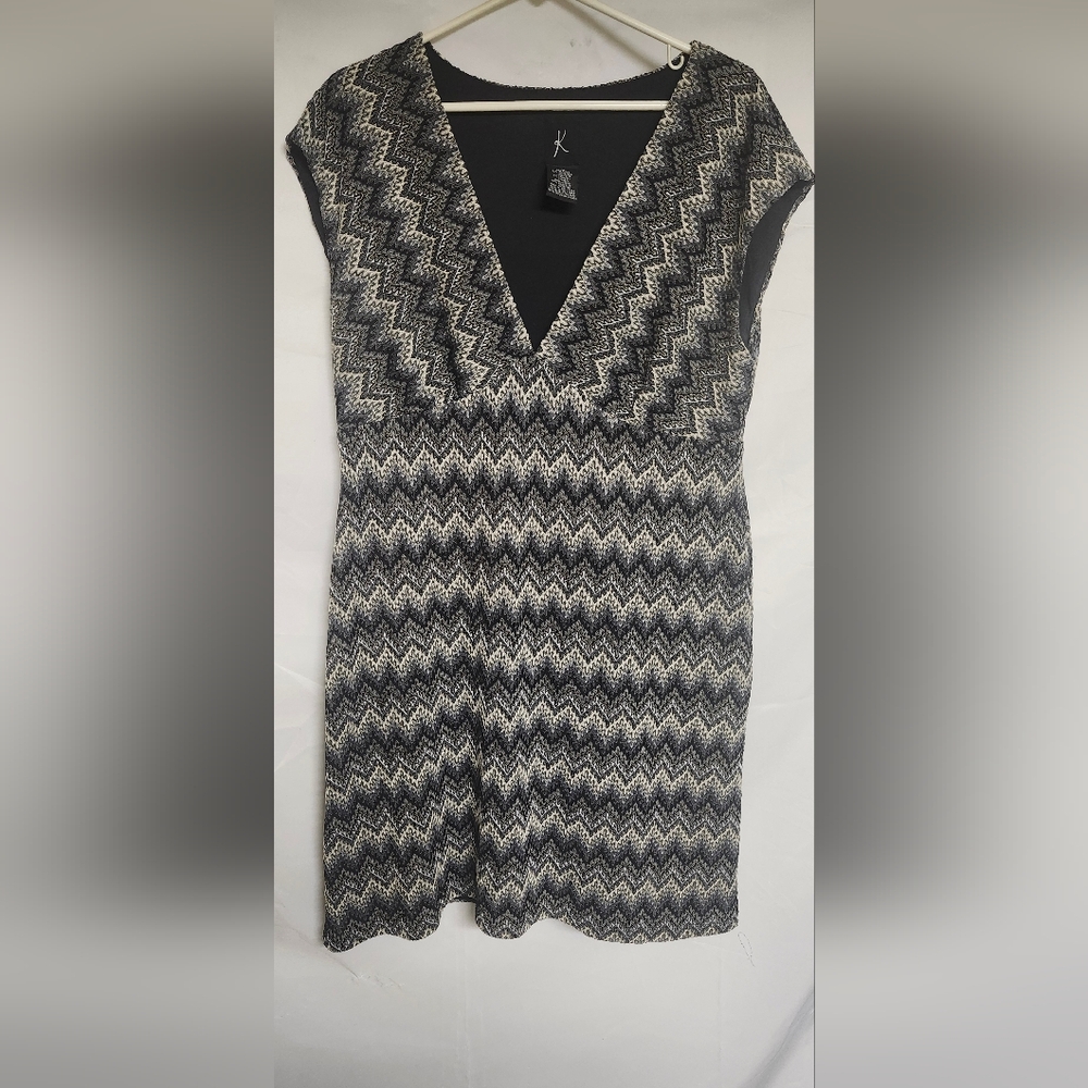 Elegant Black and White Midi Dress